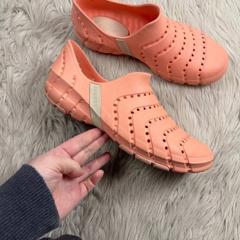 Sperry Women's 10 Peach Pink Water Strider Slip-on‎ Water Shoes Beach Vacation